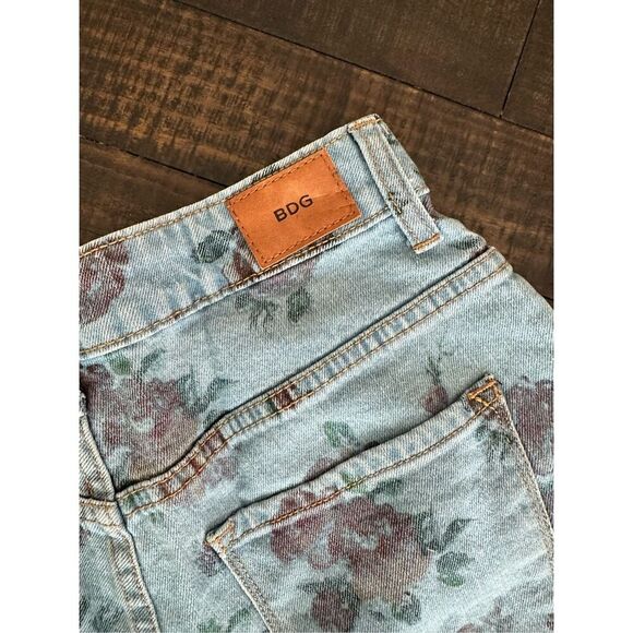 BDG Urban Outfitters Floral Denim High Rise Button Fly Jean Shorts - Picture 4 of 5